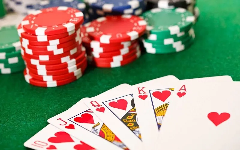 Thời điểm vàng poker: Lựa chọn đúng thời điểm để tăng cược hiệu quả